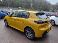 Used Peugeot 208 Active Premium 75 HP (55 kW) 2022 Yellow Hatchback