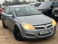 Used Vauxhall Astra Club 90 HP (66 kW) 2007 Silver Hatchback