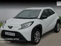 Used Toyota Aygo X PURE 72 HP (52 kW) 2024 White SUV