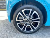 Used VW up! R-line 65 HP (47 kW) 2022 Blue Hatchback