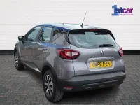 Używany Renault Captur Play 90 KM (66 kW) 2019 Szary SUV