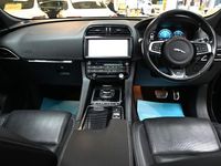 Used Jaguar F-Pace R-Sport 180 HP (132 kW) 2017 Blue SUV