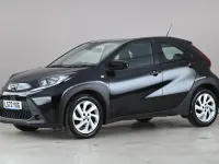 Used Toyota Aygo X PURE 72 HP (52 kW) 2022 Black SUV