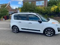 Used Citroën C3 Picasso Platinum 2016 White MPV