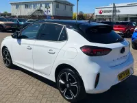 Second-hand Vauxhall Corsa S 100 CP (73 kW) 2025 Alb Hatchback