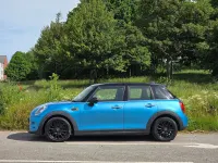 Used Mini Cooper D Hatch 2016 Blue Hatchback