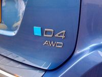 Used Volvo XC60 R-Design 190 HP (139 kW) 2017 Blue SUV