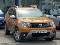 Used Dacia Duster Comfort 115 HP (84 kW) 2019 Orange SUV