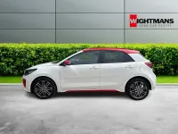Used Kia Rio 83 HP (61 kW) 2018 White Hatchback