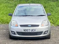 Used Ford Fiesta Zetec 75 HP (55 kW) 2007 Silver Hatchback