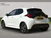 Used Toyota Yaris Design 113 HP (83 kW) 2023 White Hatchback