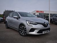 Used Renault Clio V Iconic 90 HP (66 kW) 2021 Silver Hatchback