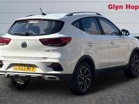 Usado MG ZS Exclusive 111 HP (81 kW) 2023 Branco SUV