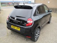 Used Renault Twingo Iconic 90 HP (66 kW) 2017 Black Hatchback