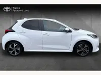 Used Toyota Yaris Hybrid Design 116 HP (85 kW) 2024 White Hatchback