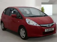 Used Honda Jazz Hybrid 102 HP (75 kW) 2011 Red Hatchback
