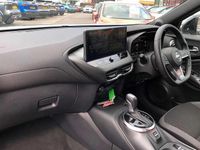 Usado Nissan Juke N-Connecta 114 CV (83 kW) 2025 Plateado SUV