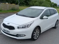 Used Kia Ceed 128 HP (94 kW) 2014 White Hatchback