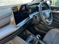 New VW Golf VIII Match 115 HP (84 kW) 2025 Kings red premium metallic