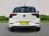 Begagnad VW Polo Life 2024 Grå Halvkombi