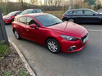 Begagnad Mazda 3 165 HK (121 kW) 2015 Röd Halvkombi