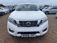 Used Nissan Navara Acenta 2019 White Pickup