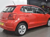 Used VW Polo SE 75 HP (55 kW) 2015 Red Hatchback