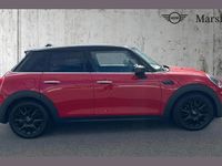 Usado Mini Cooper Classic 134 CV (98 kW) 2023 Rojo Utilitario