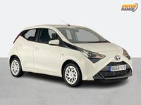 Used Toyota Aygo X-play 72 HP (52 kW) 2019 White Hatchback