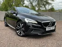 Used Volvo V40 152 HP (111 kW) 2019 Black Hatchback