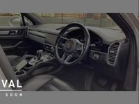 Usado Porsche Cayenne Platinum Edition 456 HP (335 kW) 2022 Cinzento SUV
