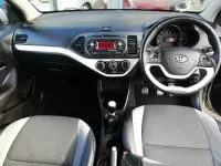 Used Kia Picanto 84 HP (61 kW) 2012 Beige Hatchback