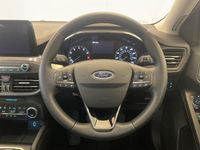 Used Ford Focus Titanium 125 HP (91 kW) 2020 Red Estate