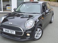 Usado Mini Cooper Hatch 136 CV (100 kW) 2018 Negro Utilitario