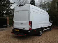 Usado Ford Transit 130 HP (95 kW) 2020 Branco Van