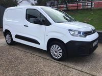 Used Citroën Berlingo 100 HP (73 kW) 2022 White MPV