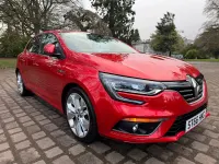 Used Renault Mégane Signature 2016 Red Hatchback