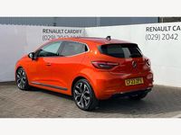 Used Renault Clio V Techno 145 HP (106 kW) 2023 Renault id  orange valencia  Hatchback