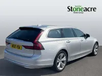 Used Volvo V90 Momentum 197 HP (144 kW) 2021 Estate