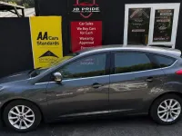 Used Ford Focus Titanium 125 HP (91 kW) 2017 Grey Hatchback