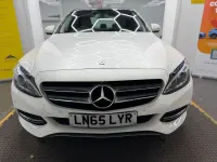 Używany Mercedes C200 Premium 2015 Biały Sedan/Limuzyna