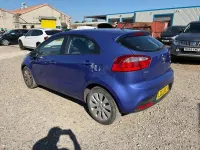 Used Kia Rio 89 HP (65 kW) 2013 Blue Hatchback