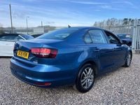 Used VW Jetta SE 150 HP (110 kW) 2016 Blue Sedan