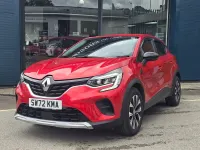 Used Renault Captur Evolution 143 HP (105 kW) 2023 Red SUV