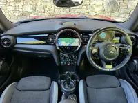 Używany Mini Cooper S Cabriolet Sport 175 KM (128 kW) 2022 Czerwony Kabriolet