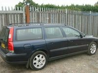 used Volvo V70 2.4