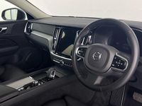 Usado Volvo V60 Plus 2025 Plateado Familiar
