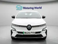 Used Renault Megane E-Tech Evolution 160 kW (218 HP) 2025 White Hatchback