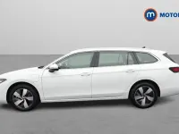 Used VW Passat Life 204 HP (150 kW) 2025 White Estate