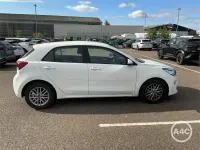 Used Kia Rio 98 HP (72 kW) 2019 White Hatchback